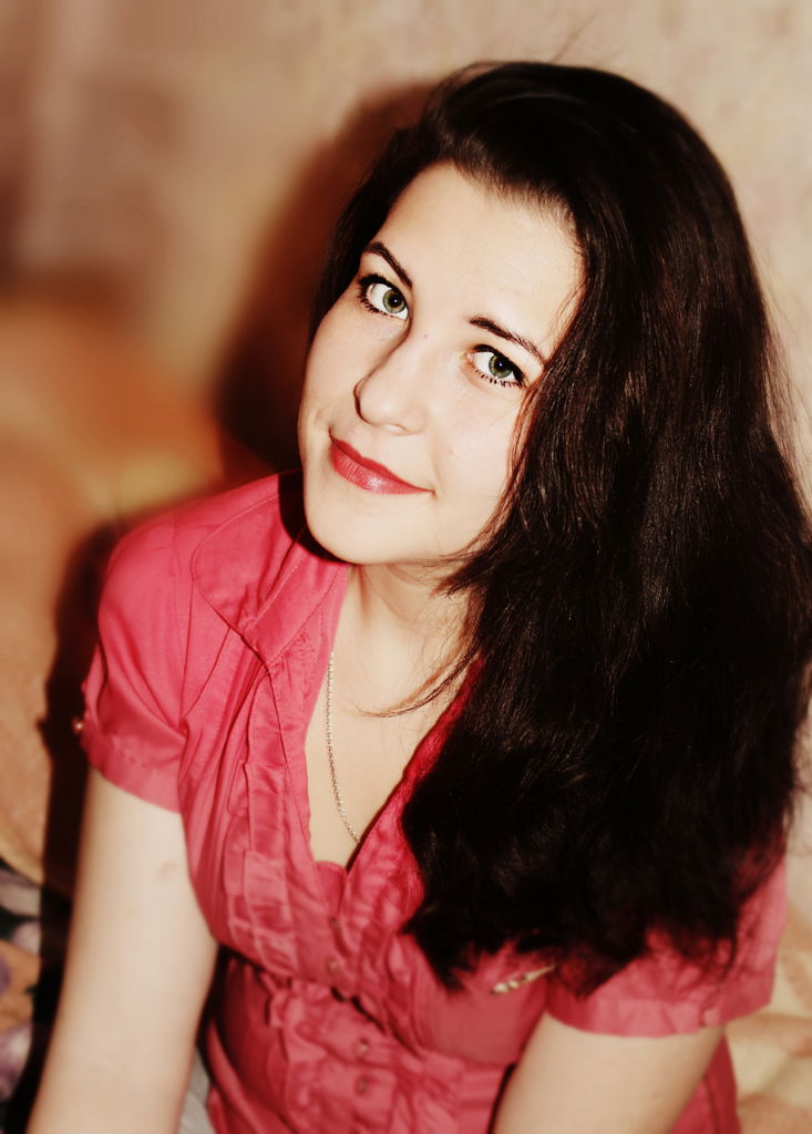 Юля Казначеева