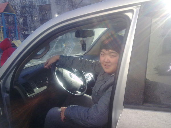 ...arman... ...tursunov..