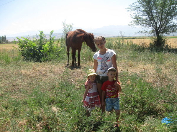 Катя Тихонова