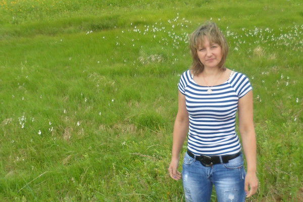 Елена Максимова