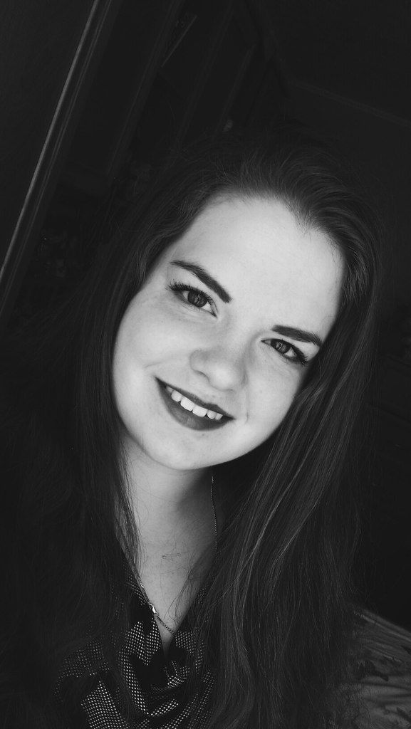 Полина Коряковцева