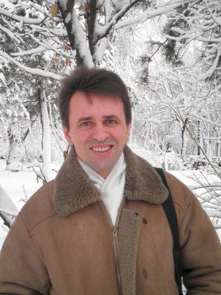 Андрей Иолов