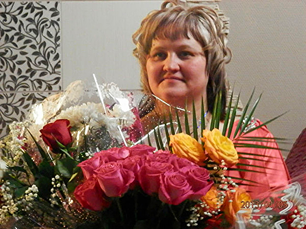 Лена Лутова