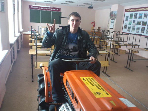 Александр Кузьменков