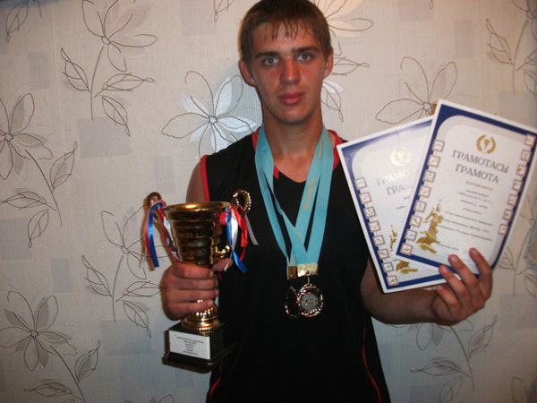 Никита Комень