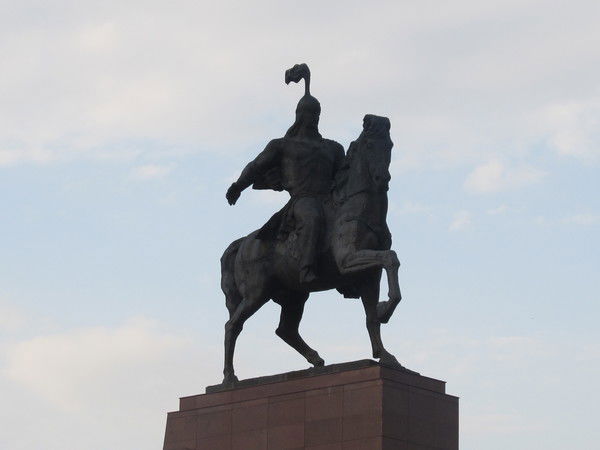 Эмилбек Момошев