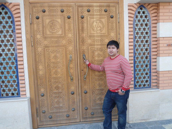 Макс Шарипов