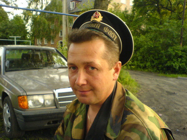 Андрей Степанов