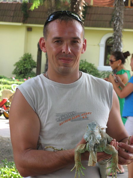 Олег Землянов