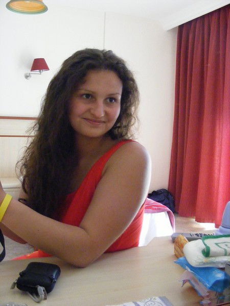 Александра Непопущева