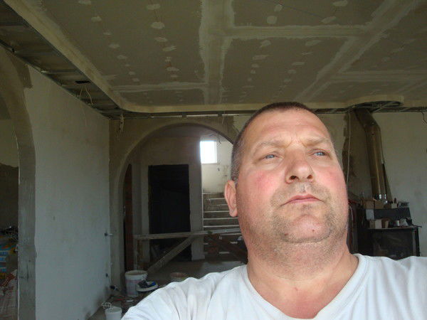 Микола Шахрай