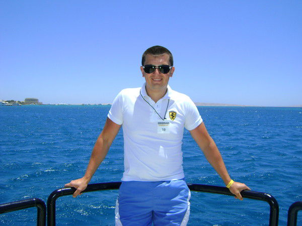 Денис Логинов