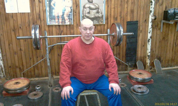 Александр Лавров