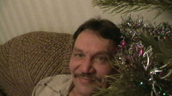 Александр Лаврентьев