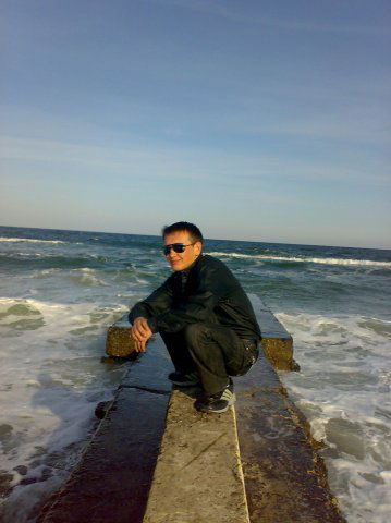 Макс Карамавров