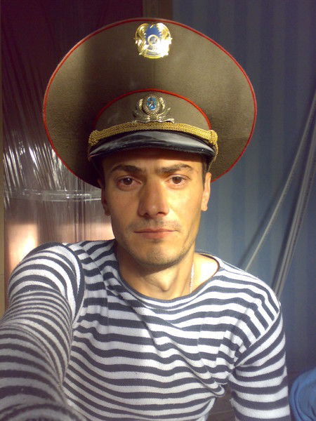 Дмитрий Карлов