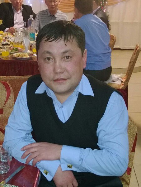 Серик Садвокасов