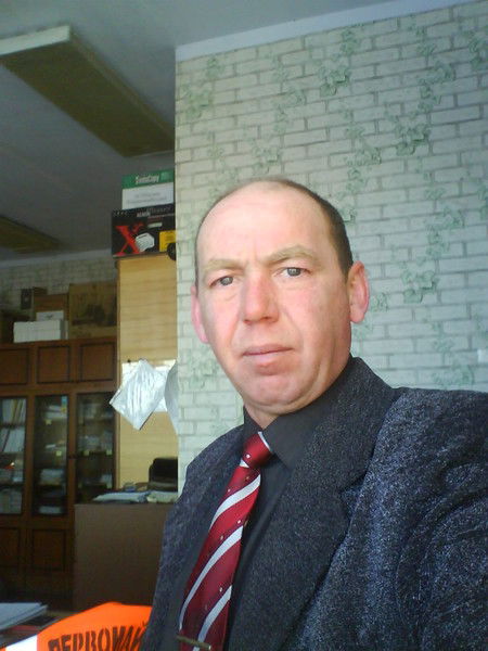 Владислав Старов