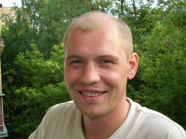 Николай Велисов