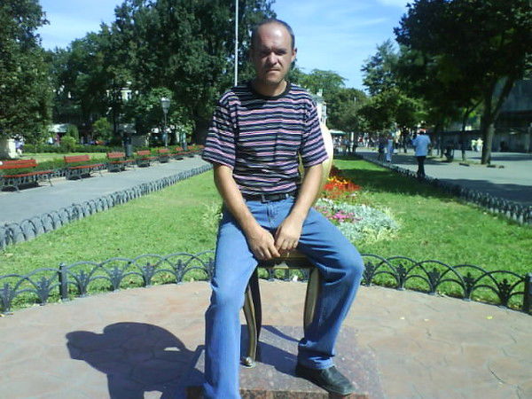 Андрей Шуст