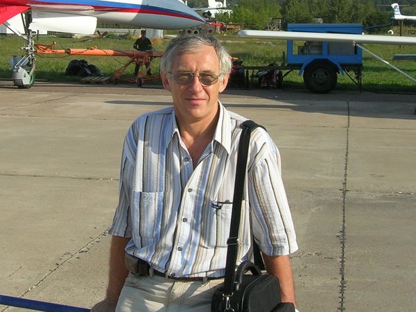 Геннадий Седых