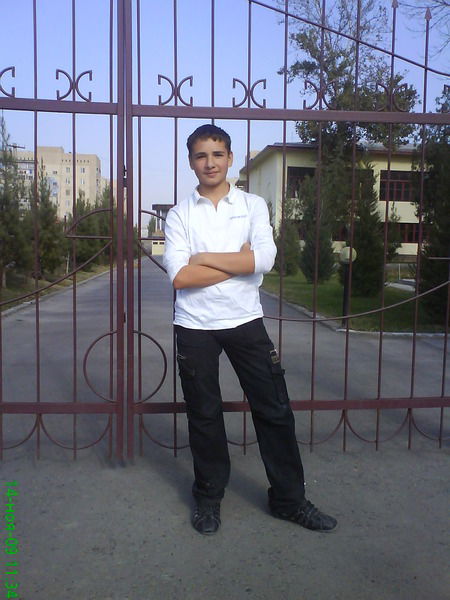 Леонид Абалян