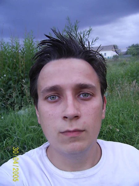 Илья Хвалей