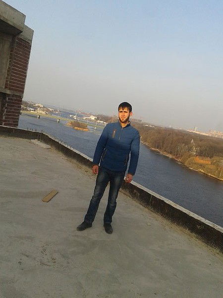 اکبر قاسمذاده