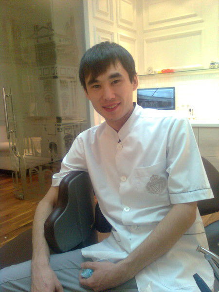 Асхат Азбердиев