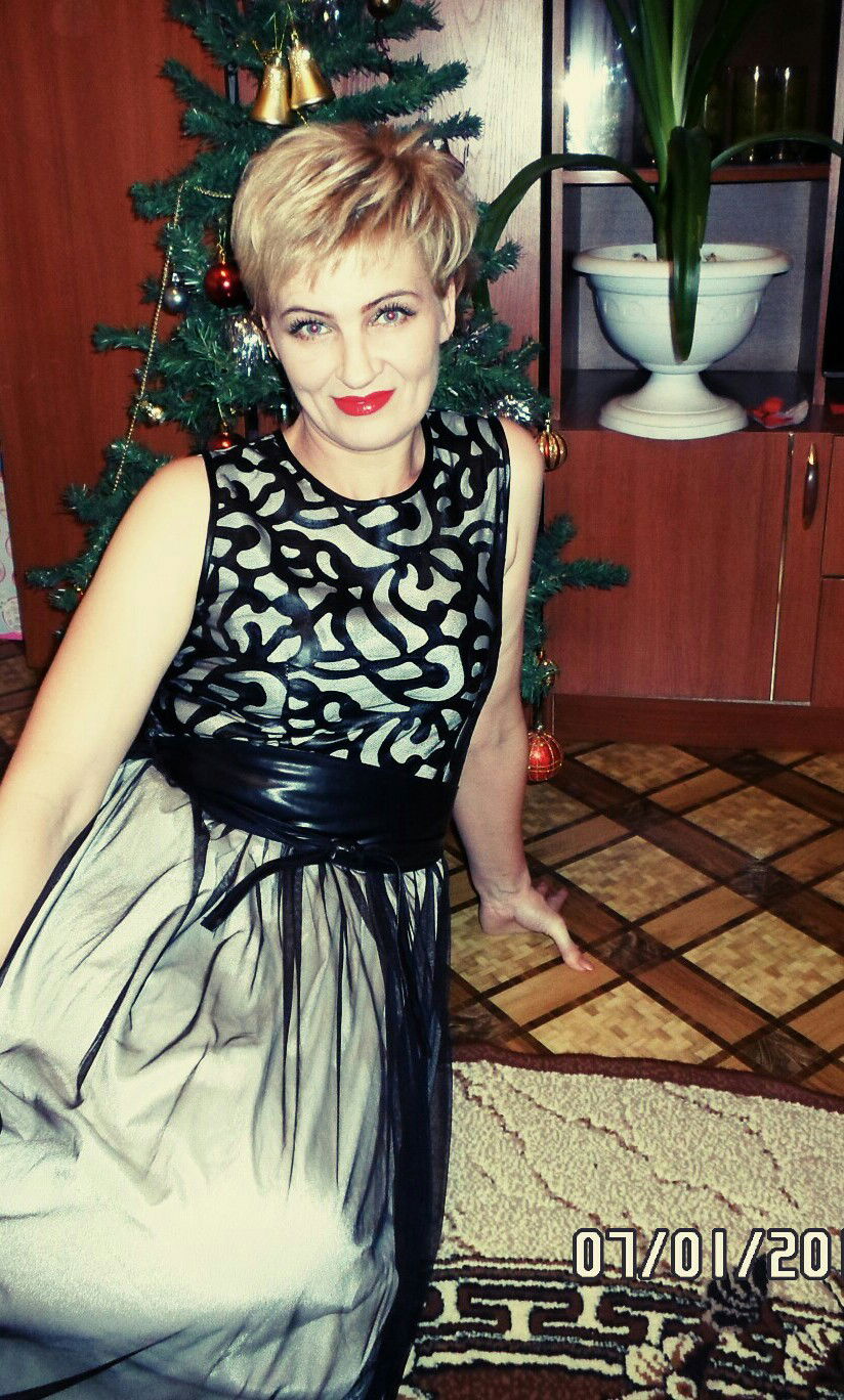 Лена Волкова