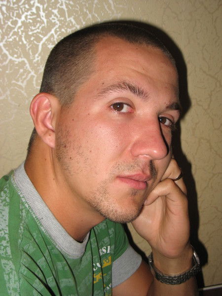 Андрей Ганин