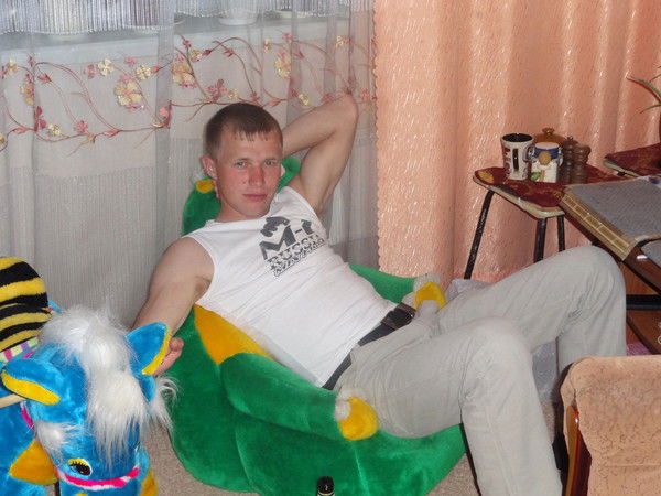 Слава Узингин