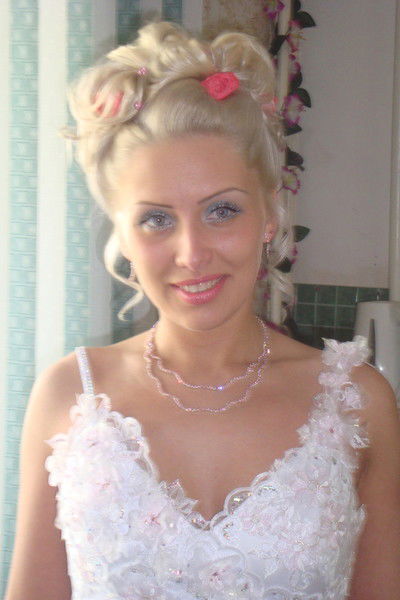 Алёна Кених