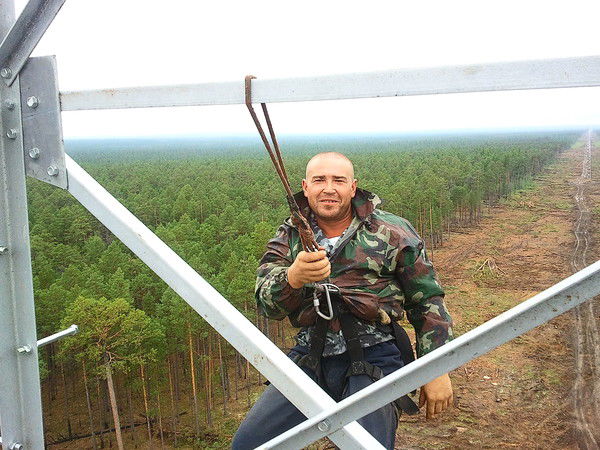 Владислав Олейник