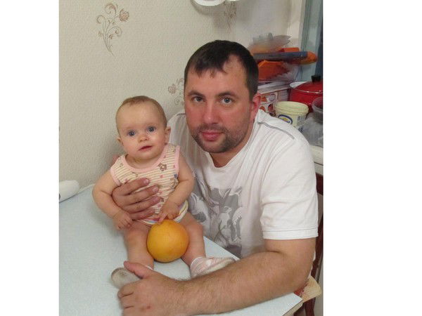 Денис Безденежных