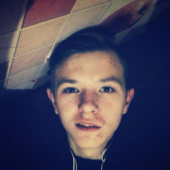 Илья Нескородов