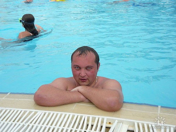 Олег Охотников