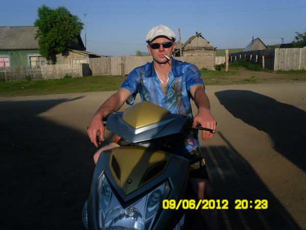 Андрей Зауэр