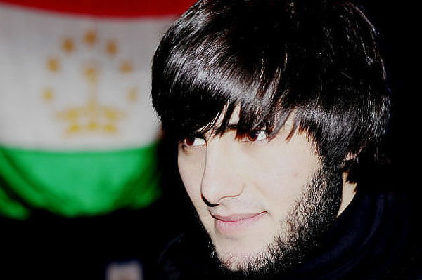 Ислам Сафаров