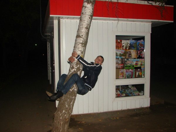 Денис Буцких