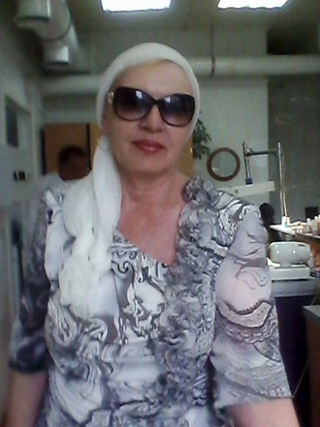 Любовь Попова