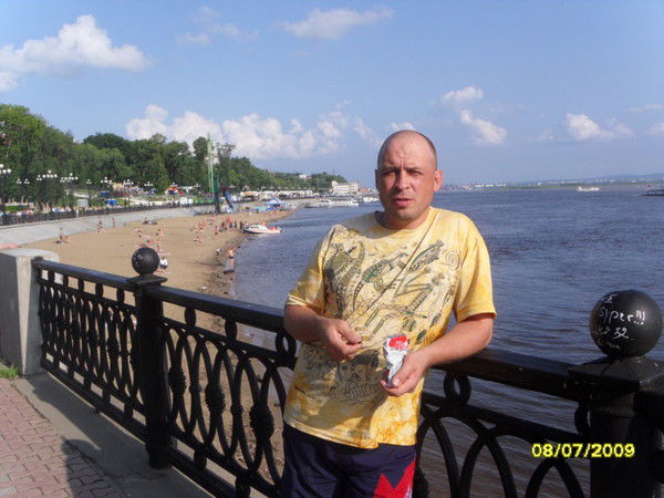 Александр Науменко