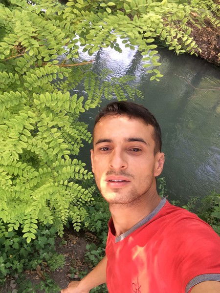 Илхом Махсумов