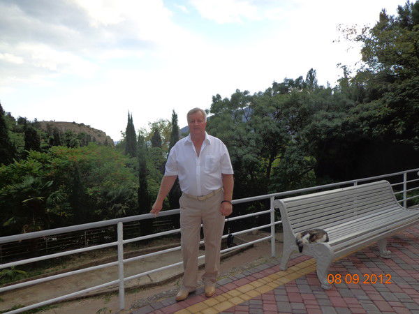 Николай Антипов