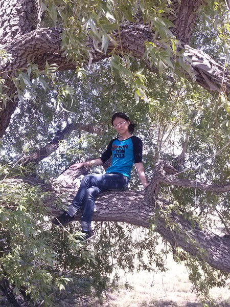 Арука Ахметова