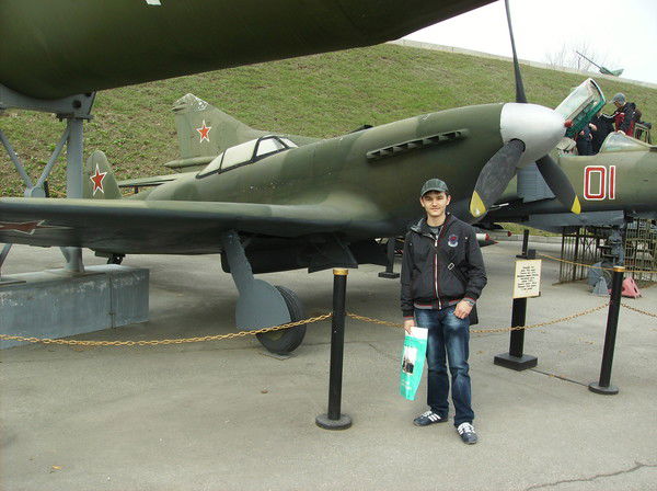 Антон Мишин