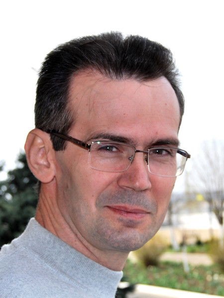 Александр Сапожников