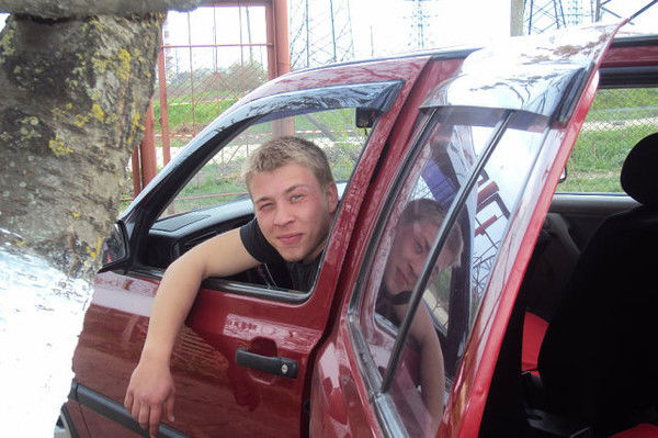 Максим Леонидович