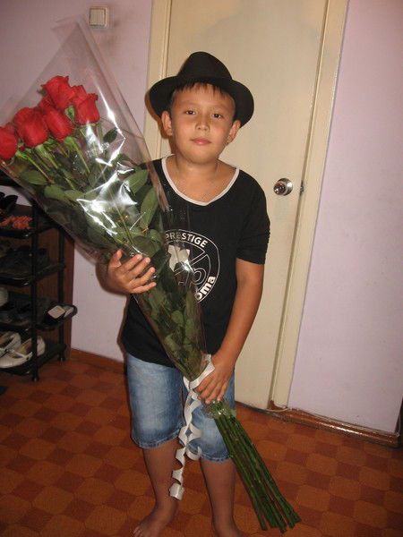 Бекжан Aбдмомын