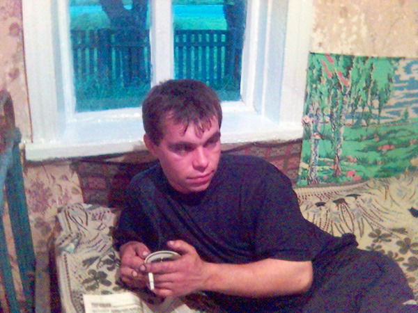 Толик Хренов